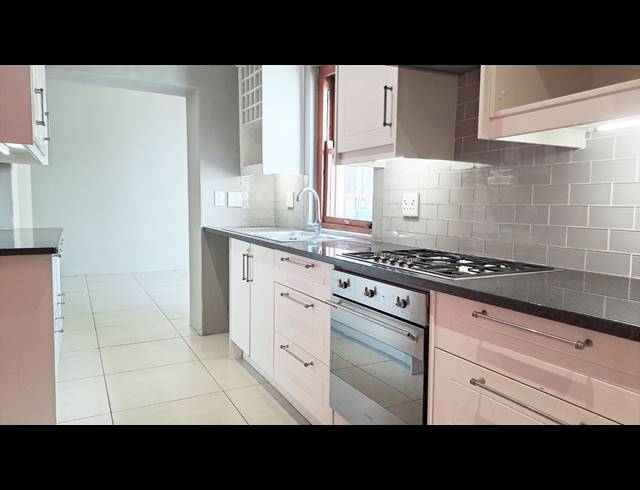 3 bed property to rent in OBSERVATORY